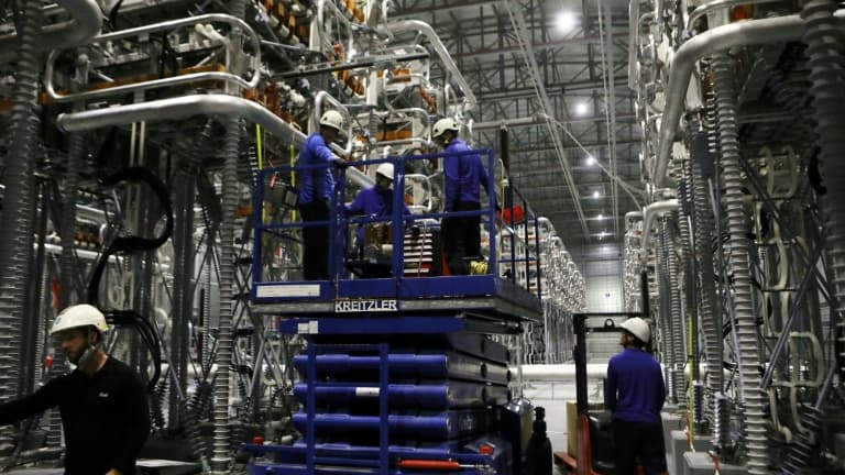 6b73acc3-ffca-4c8f-a0dc-1d524312b864 Comment RTE Accélère le Raccordement Électrique pour Réindustrialiser la France