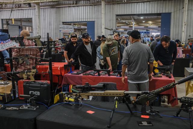 6f92df23-77f4-460f-b1b2-c32ce8bea554 Assouplissements des Réglementations sur les Armes aux États-Unis