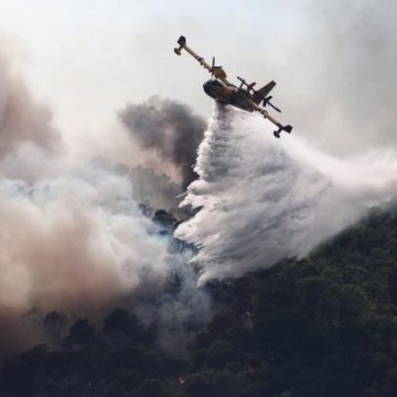 6fc1fec5-05d1-4b7e-ade3-97695d5fa220 Les défis de la flotte aérienne face aux incendies en juillet