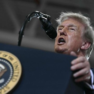 7743e607-78c2-4cd2-b7f0-14da62cfd61e Donald Trump: Discussions et Tensions au Moyen-Orient