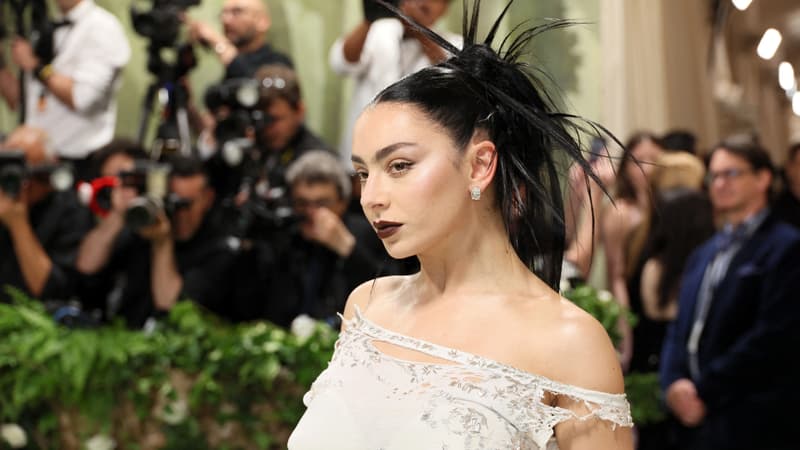 7e2bbf5d-5e1c-4d5d-96eb-f21f24a2f709 Charli XCX au Met Gala 2024 – Nouvel Album