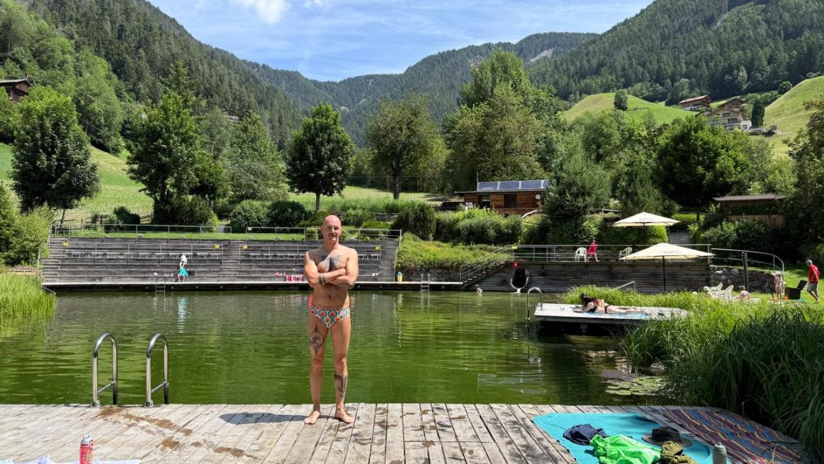 Philipp Reussner: Un Passionné de Piscines