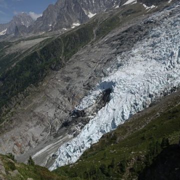Heat Wave Accelerates Melting Of Europe's Glaciers La situation préoccupante des glaciers en 2026