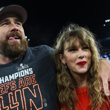 8d5d878b-63ef-4ccf-be1e-37864bf4b7f4 Taylor Swift et Travis Kelce se sont mariés lors d’une cérémonie spectaculaire