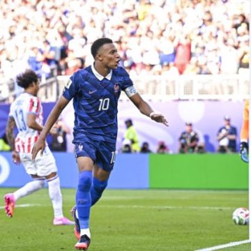 Réaction de Mbappé face aux propos racistes d&rsquo;une sénatrice après le match France-Paraguay