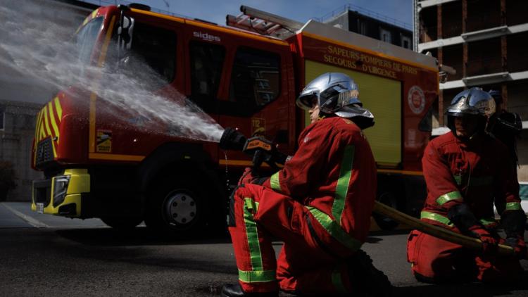 9071a73e-65aa-4bd1-82e8-72d08703096c L’Armée en renfort face aux incendies en France