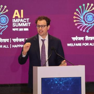 90d1e028-928d-4fac-adaa-ea69d81cbddd Appel à une régulation du développement de l’intelligence artificielle