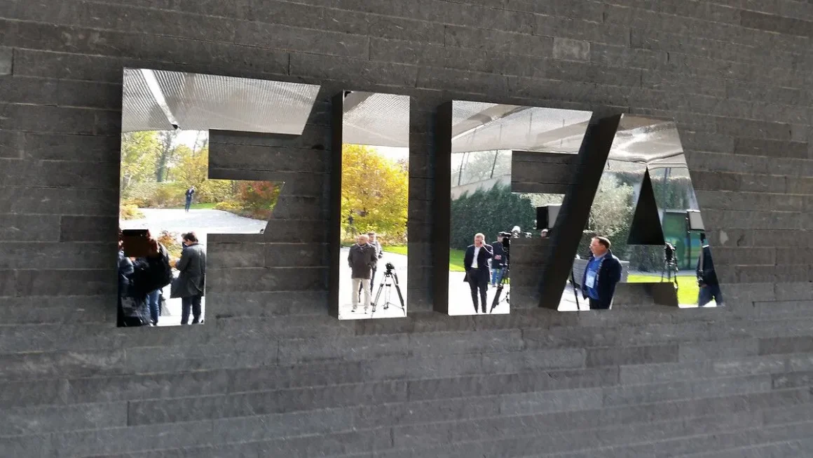 9accc092-cedf-4ec9-a4fa-7f07c362860c Le projet de la FIFA d’ouverture à des investisseurs privés