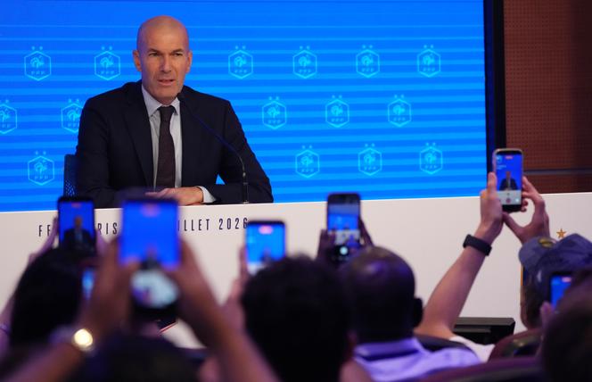 a27323f0-5091-4de1-b118-d5632ec2cacf Zinédine Zidane nommé sélectionneur de l’équipe de France