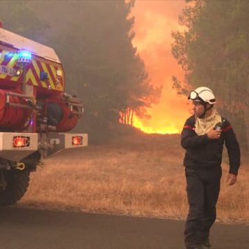 a2f8e0bb-b22e-48b7-b84d-47081aa86d76 Incendie à Lège-Cap-Ferret : Évacuation et Préparation du Kit d’Urgence