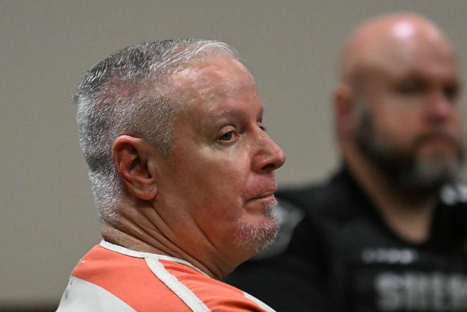 a3109360-3bff-4e4f-bd08-df616f40de6b Colin Gray condamné pour avoir offert une arme à son fils