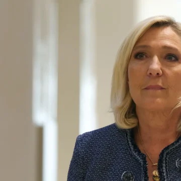 a79e32da-f8a4-4f97-bc66-94f8c5c82fcb Marine Le Pen : Condamnation et conséquences politiques