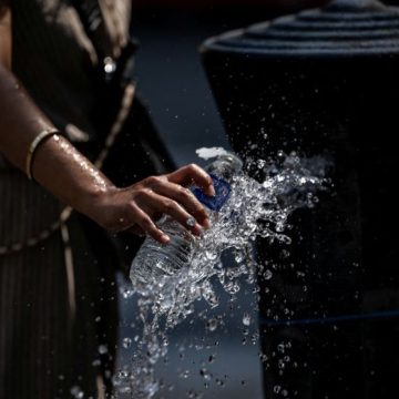 FRANCE-WEATHER-CLIMATE-HEATWAVE-TOURISM Adaptation du Corps Humain aux Vagues de Chaleur
