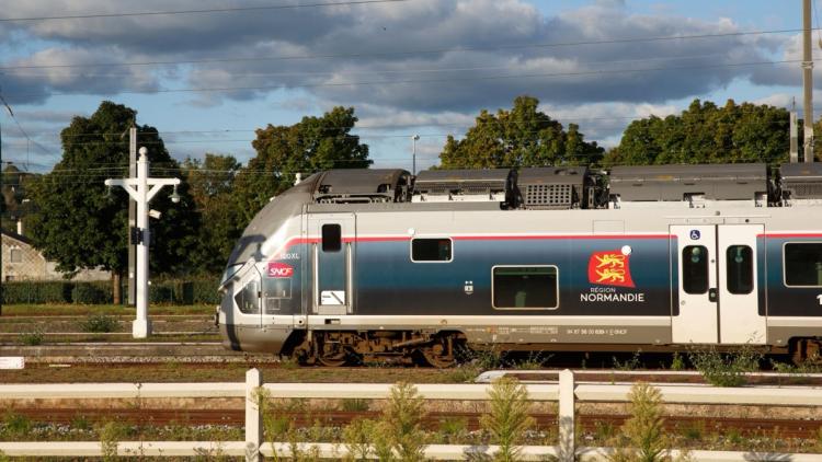 ab198297-6cc5-488c-a5c1-578eda1a06f6 Grève surprise de la SNCF perturbe les voyages vers la Normandie