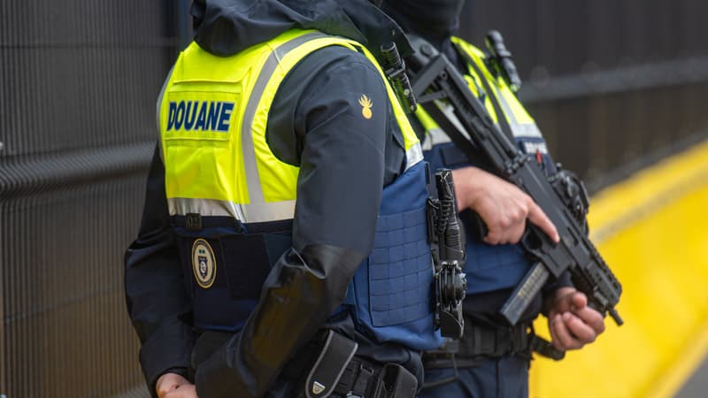 b2a1d065-2b69-4079-88ec-7b2ee5dee774 Fuite d’acide fluorhydrique au port d’Anvers : intervention d’urgence