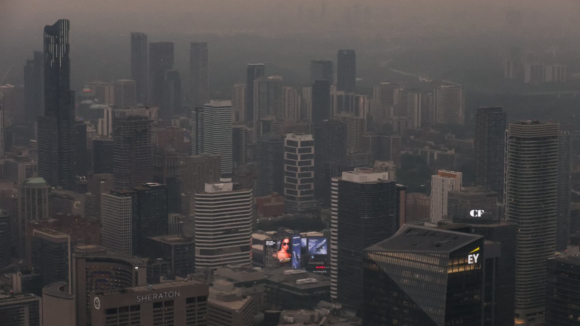 L&rsquo;air se dégrade à New York en raison des incendies au Canada