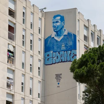 c88794fd-1599-40ef-bb66-00c409fe95b7 Zinédine Zidane à la tête des Bleus : une nouvelle ère commence