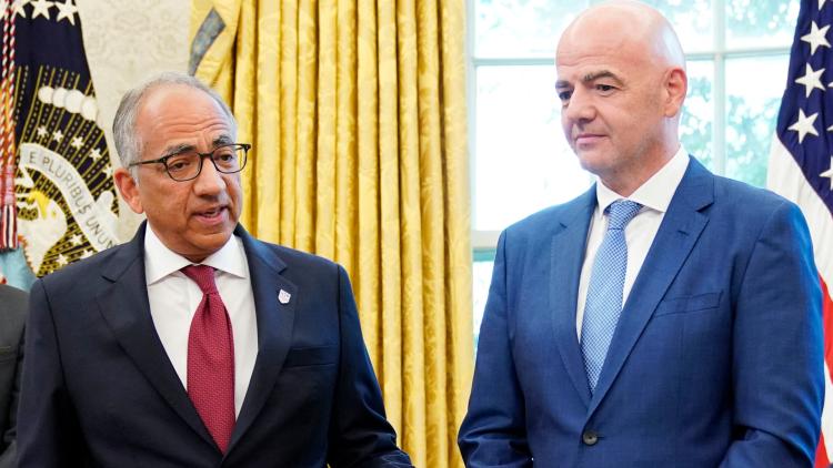 ce951d94-b51e-4d87-a3a9-e052d7dd1235 Carlos Cordeiro démissionne en contestation contre la FIFA