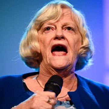 Assassinat d&rsquo;Ann Widdecombe : enquêtes en cours