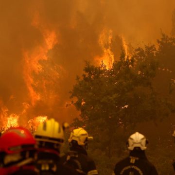 d4f98108-a699-4e37-ae68-5b8e6349df30 Lutte contre les incendies en Gironde et en Espagne