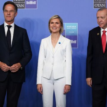 NATO Summit In Ankara L’Islande et le Référendum sur l’Union Européenne