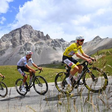 LE BOURG D'OISANS/ALPE D'HUEZ Tadej Pogacar remporte son cinquième Tour de France