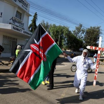 e47c928b-ae52-4da4-b94c-0957d8e35be9 Les Américains en quarantaine au Kenya pour Ebola