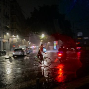 e50fd4bf-e90b-4c4f-bd5a-616416d17b47 Des orages violents causent des décès et des dégâts en France