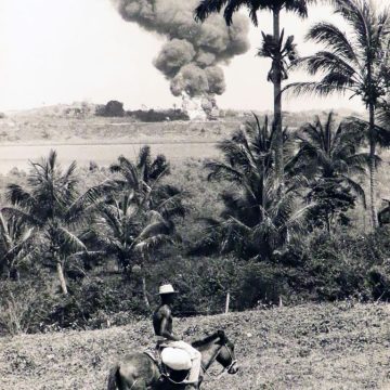 Deffare TroellerRessources naturelles puit de petrole Bahia_Brasilien_1961 La 57ᵉ édition des Rencontres d’Arles : Une exploration visuelle de la complexité du monde