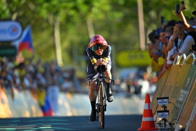 e90a9e2e-14b4-4113-93c9-929371896e8b Le Tour de France 2026 démarre fort pour Jonas Vingegaard