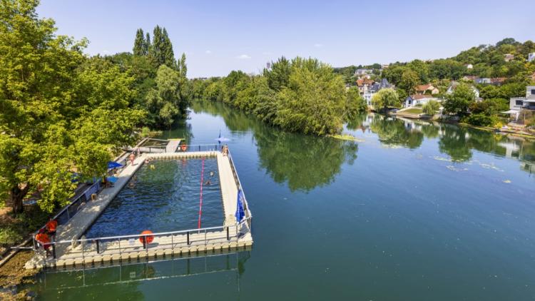 e9f8fe47-fab9-4fc2-b5fb-fdb1374a326b Pollution au fioul dans le Val-de-Marne : fermeture et mesures de nettoyage en cours