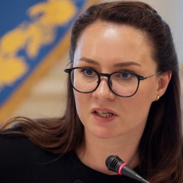 ebd06ad1-26ae-4808-9f46-9ce6aeabffc1 La démission de la Première ministre ukrainienne Ioulia Svyrydenko