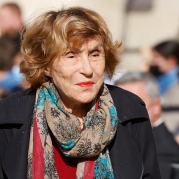Matignon explique les privilèges temporairement maintenus pour Édith Cresson