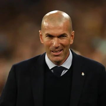 fca867e3-e78a-43cb-9560-661c43aafa0c Les Moments Clés de la Carrière de Zinedine Zidane