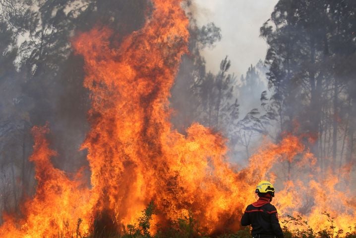 fcb9a514-7d4c-4301-b32e-9b62ec154b06 Incendie en Gironde : Un phénomène inédit et ses conséquences