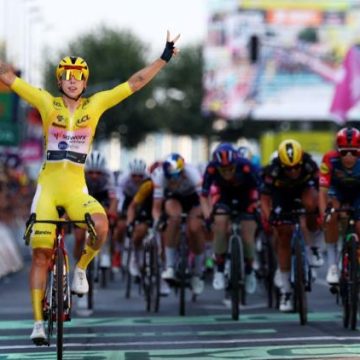 05e58755-cd45-43fa-97bb-b497312e9d67 Lorena Wiebes triomphe à nouveau au Tour de France Femmes