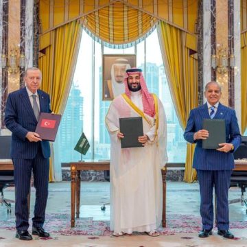 Un pacte de défense unit l&rsquo;Arabie saoudite, le Pakistan et la Turquie