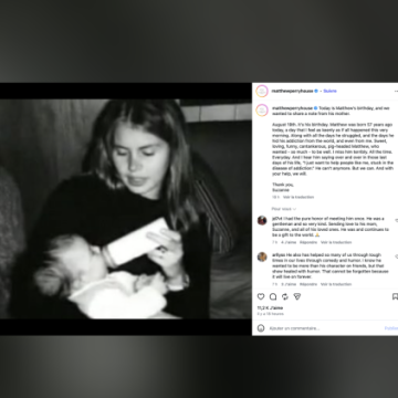 11817e9f-af5c-4b55-ae40-2866a78f8128 Hommage à Matthew Perry par sa mère et lutte contre les addictions