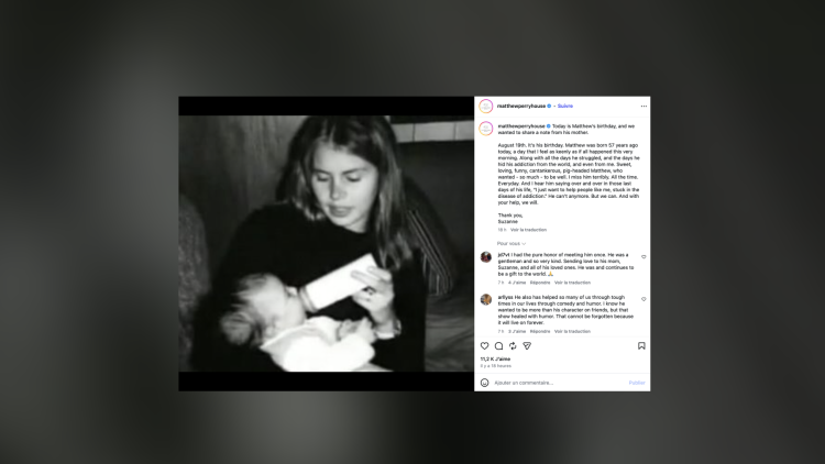 11817e9f-af5c-4b55-ae40-2866a78f8128 Hommage à Matthew Perry par sa mère et lutte contre les addictions
