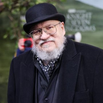 1362344c-b2d9-4b98-baf7-cd0fa76a33d3 George R. R. Martin se confie sur une année difficile