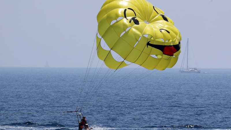 1517a1b2-60af-469f-b41b-9d8baf3e3f61 Accident dramatique de parachute ascensionnel à Saint-Cyr-sur-Mer
