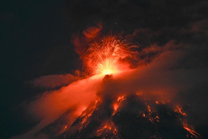 184e7cd3-4a78-461d-aded-a56096f8ed49 Éruption du Volcan Fuego : Alerte Orange au Guatemala