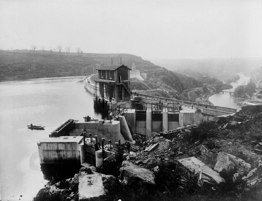 19a45a38-df54-42c6-b94f-7a8265723b7a Éguzon : Un Siècle de Changements Grâce au Barrage