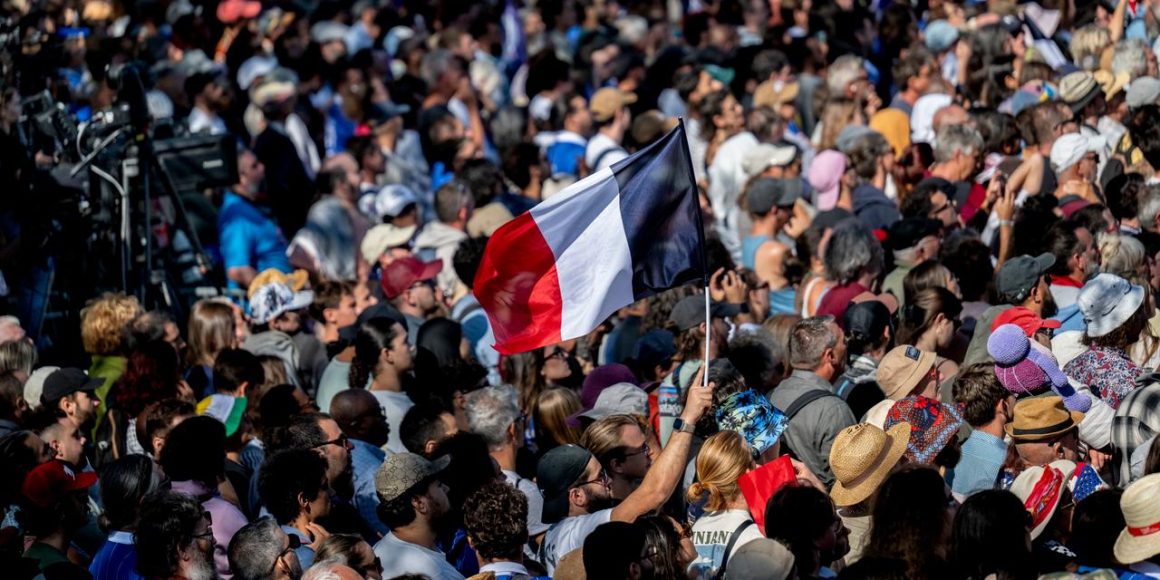 25b209e8-8807-4ad7-ab77-9f977b37f6e5 Unité difficile à gauche avant la présidentielle de 2027