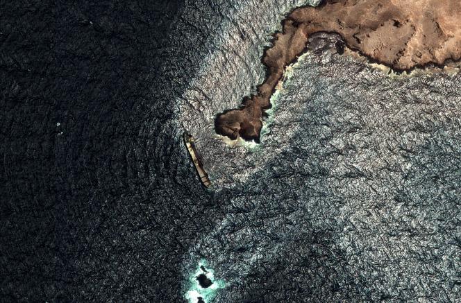 2c049b28-7533-4054-9d7b-8681f240d19d Une fuite de pétrole met en danger les côtes omanaises