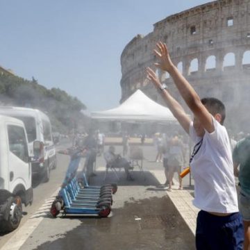 2c6b0844-d642-44c4-9302-69e4ee59c587 L’Italie étouffe sous une intense canicule