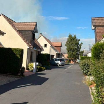 2ff27101-ce96-42cf-b84e-8454df3fcb70 Incendie à Isneauville : 35 personnes relogées après un feu maîtrisé