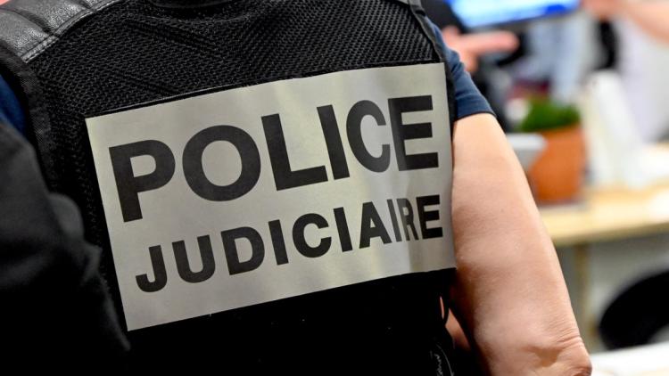 302615cb-cddf-4812-a9be-ac7d82e9b3f4 Une Employée Courageuse Met en Fuite un Voleur
