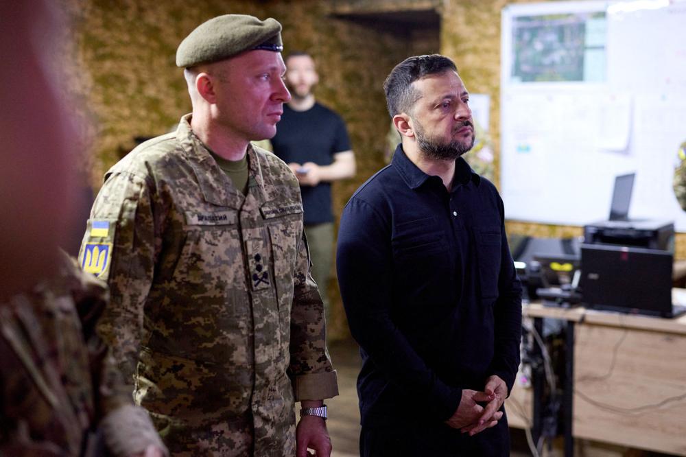3291da51-8200-4783-8ebd-efdab24f827e Volodymyr Zelensky rencontre des émissaires américains