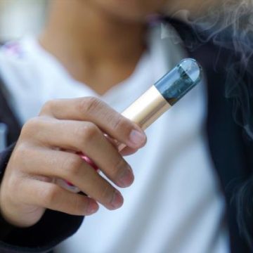 34d43bfd-5f6e-46f9-b1e7-9382ce732647 Risques du vapotage pour la santé des jeunes